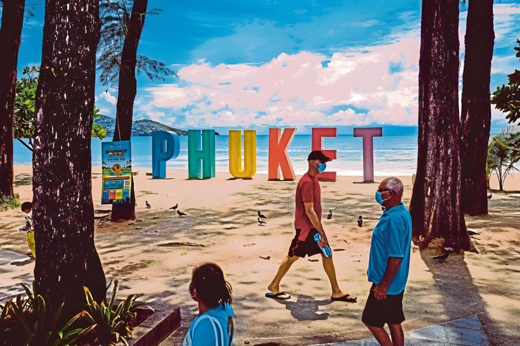 Go Inn Patong Beach Bagian luar foto